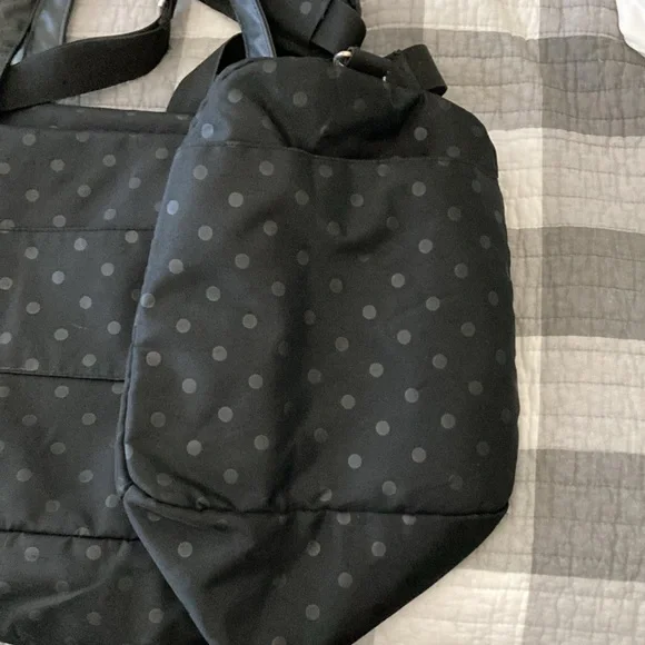 Kenneth Cole Duffel - Picture 3 of 10